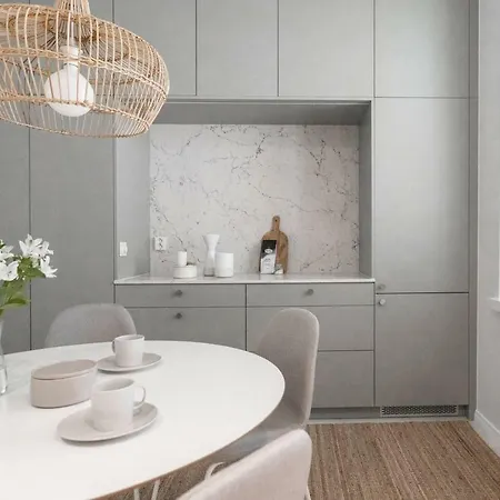 Apartment Roost Malminrinne *